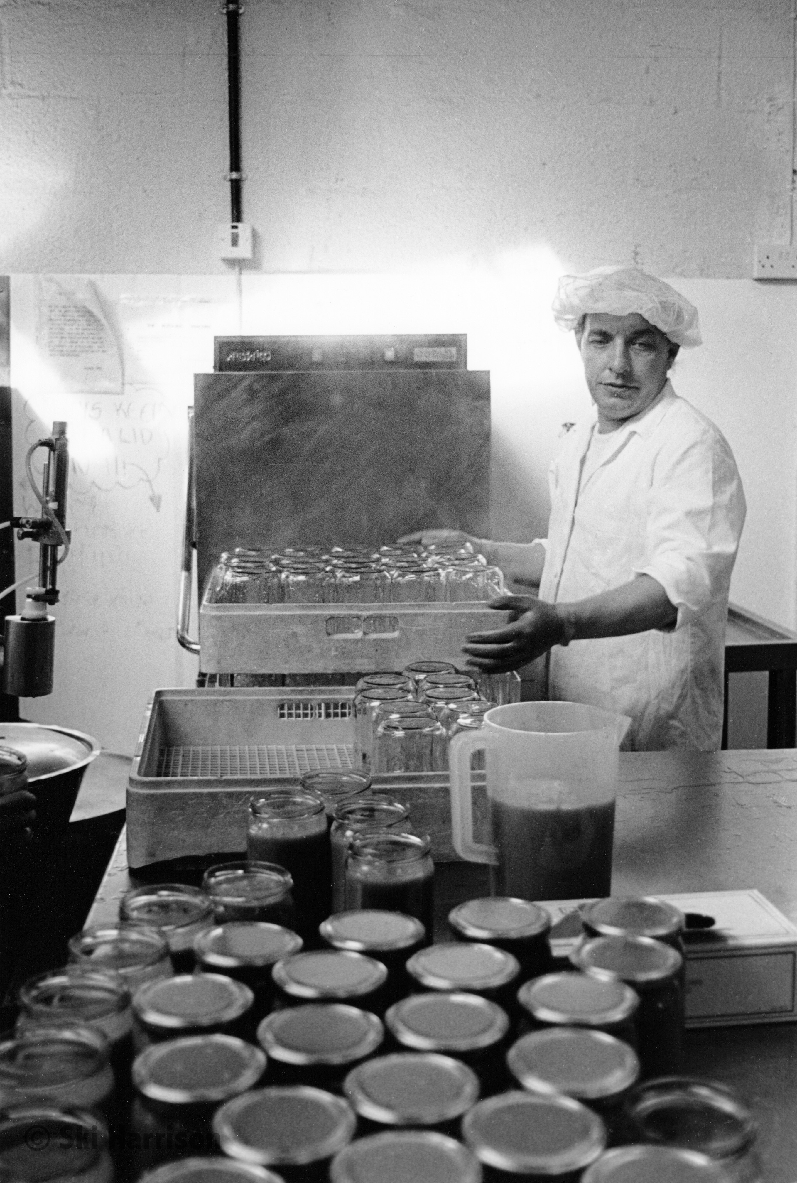 CS06 - Chris Watson sterilising jars for organic Pesto Sauce at Tideford Foods. Higher Tideford Farm, 1999