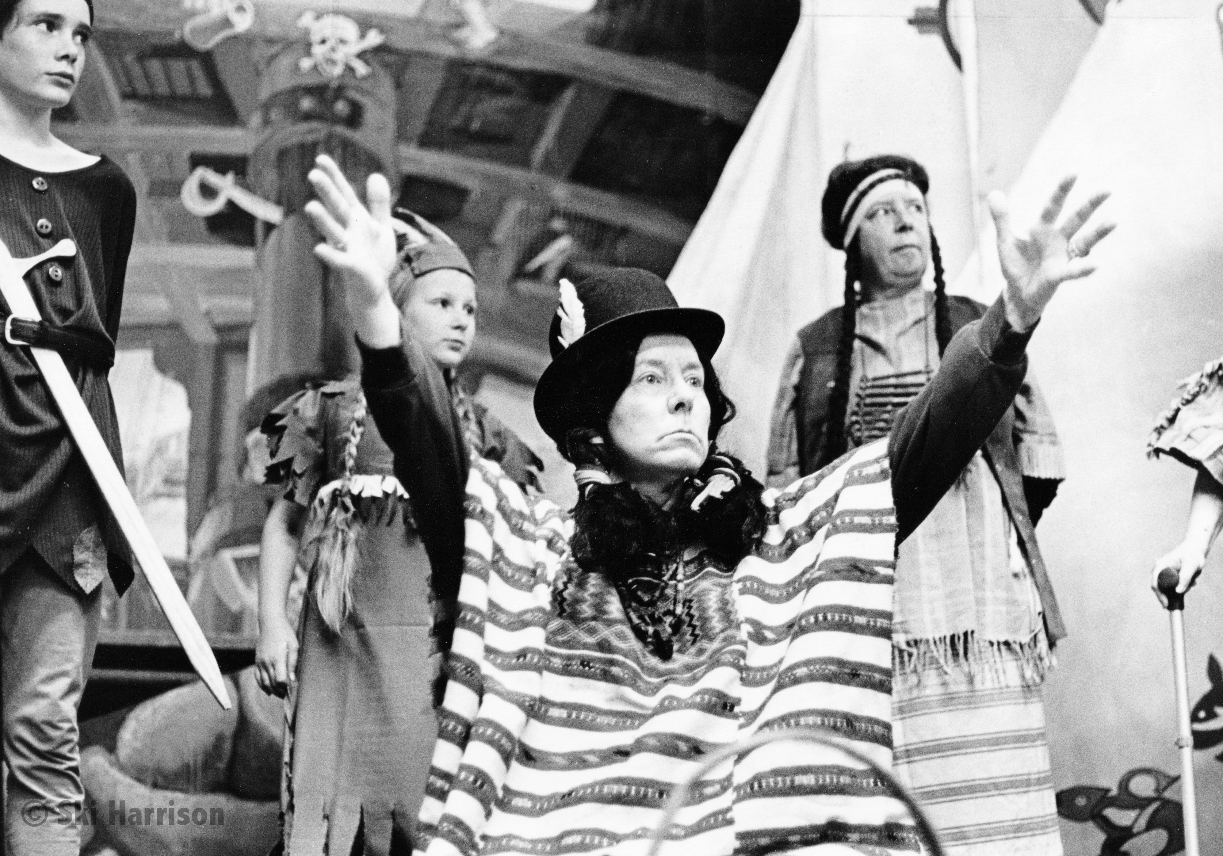 CS41 - L-R Peter Panto (Ali Brookes) Tiger Lily (Lucy Marshall) Running Water (Jill Todd) Sleeping Bullocks (Jo Pink),  Priory Players. Cornworthy, 1998