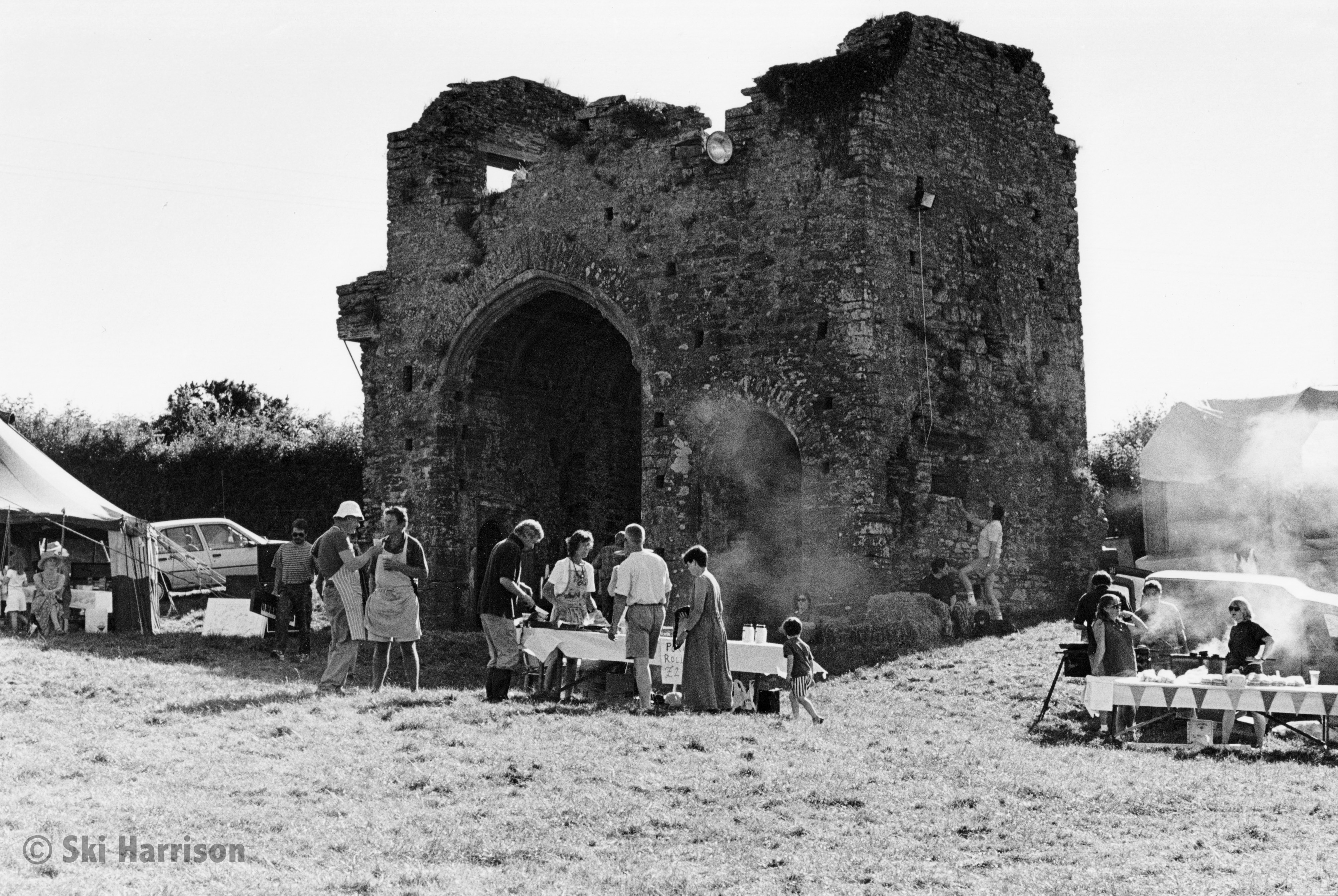 CS49 - Priory Gatehouse with the cooks, Cornworthy Pig Roast, 1999