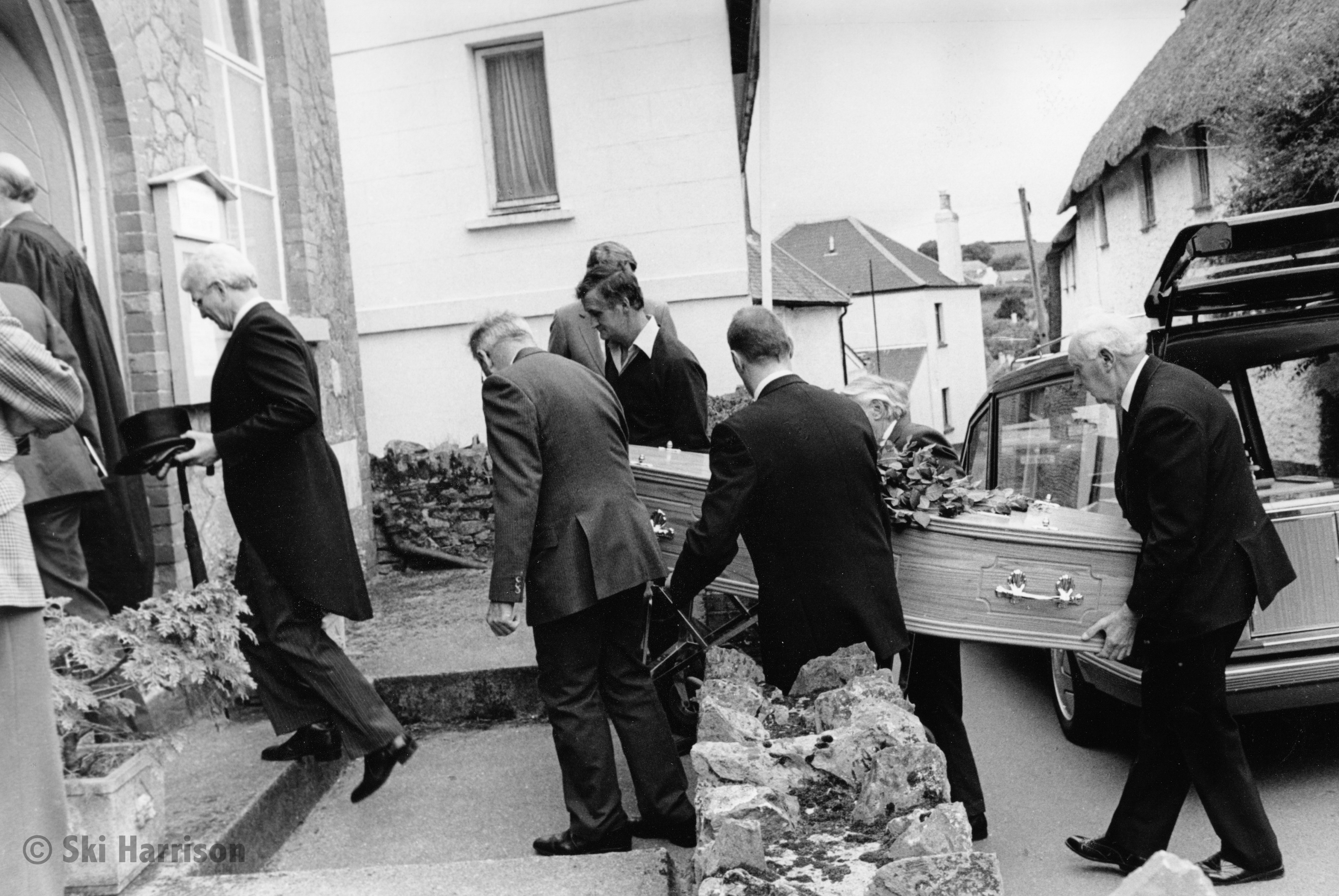 CS89 - Funeral of Miss Margaret Crocker. Cornworthy Methodist Church, 1998